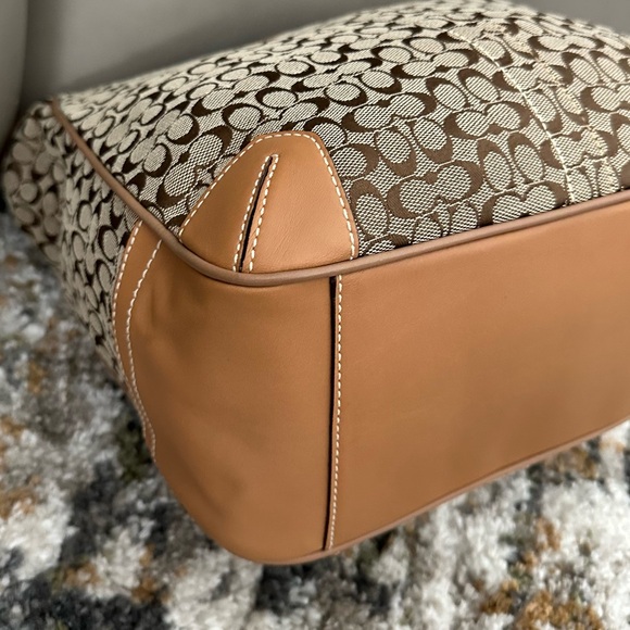 COACH 2007 TAN LEATHER JACQUARD CANVAS SHOULDER BAG WITH ORIGINAL HANGTAG - Picture 9 of 15